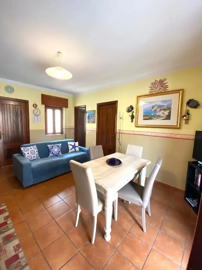 Apartments Mikros Giardini Naxos Italia