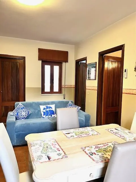Apartments Mikros Giardini Naxos Italia