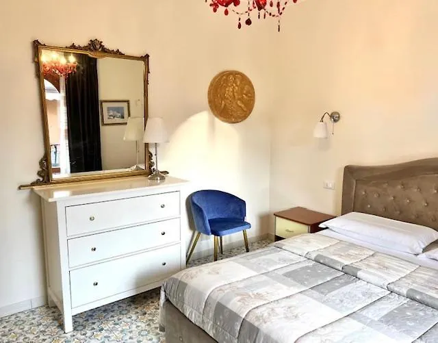 Apartments Mikros Giardini Naxos