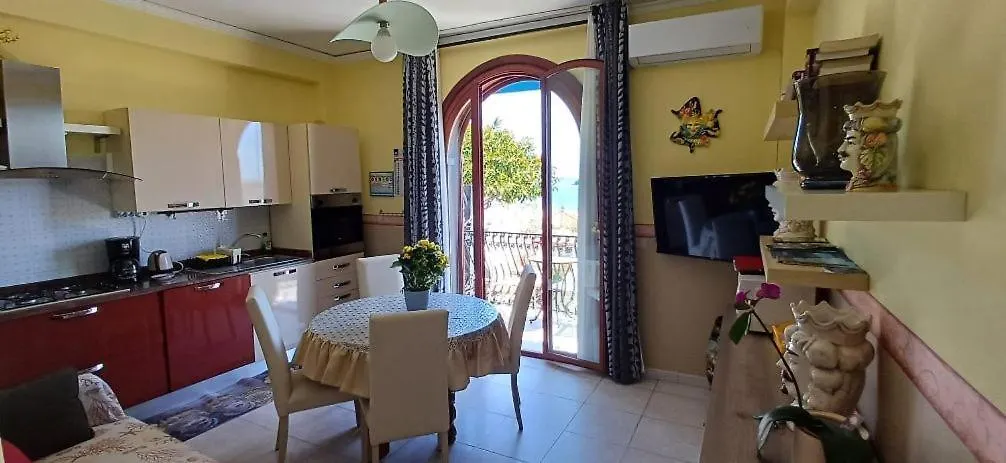 Apartments Mikros Giardini Naxos 0*,