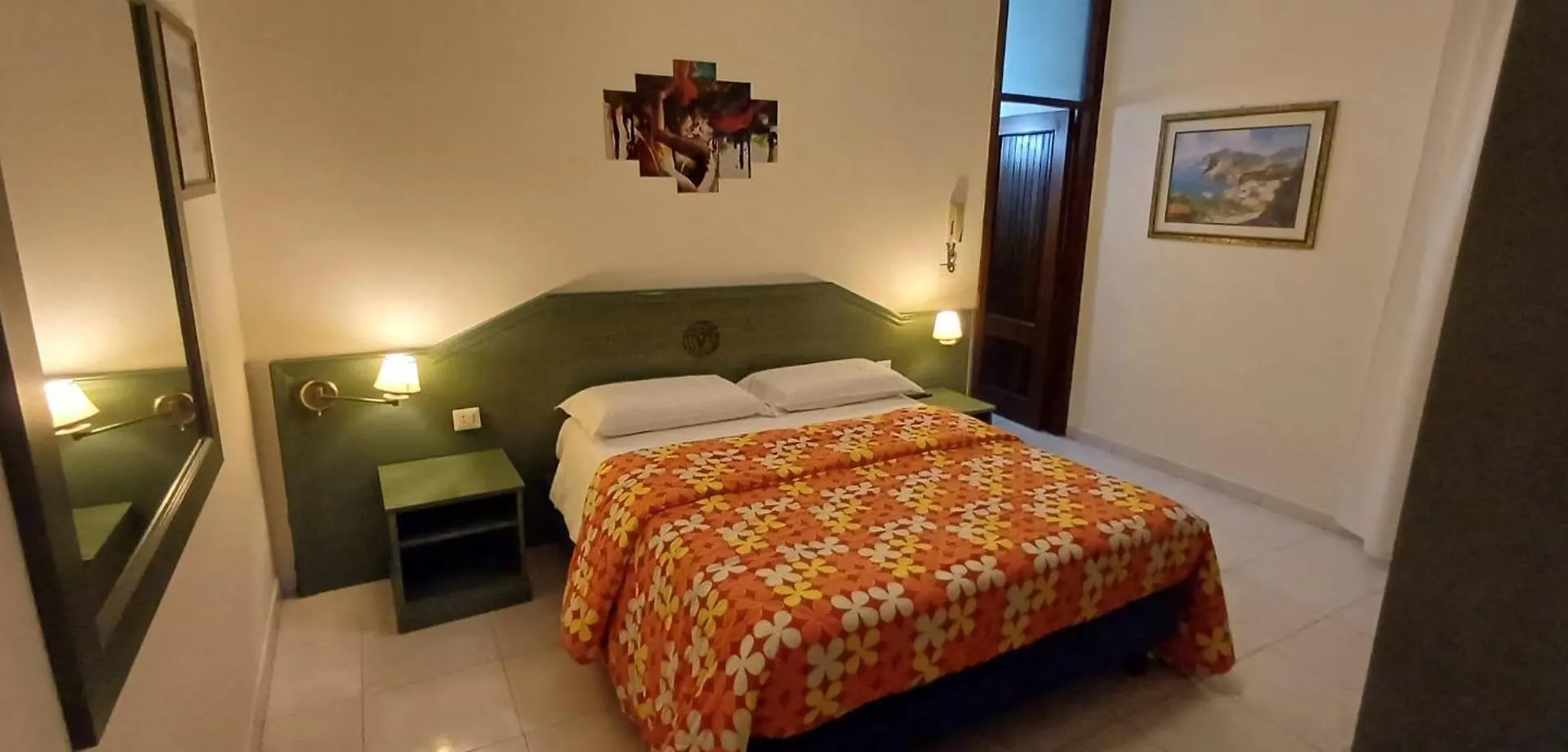 Apartments Mikros Giardini Naxos Italia