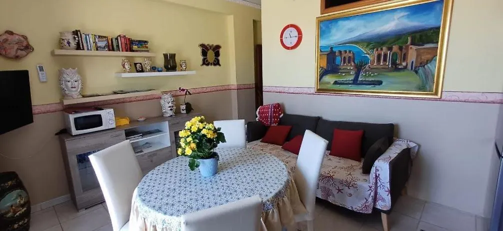 Apartments Mikros Giardini Naxos 0*,