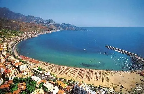 Apartments Mikros Giardini Naxos Itália